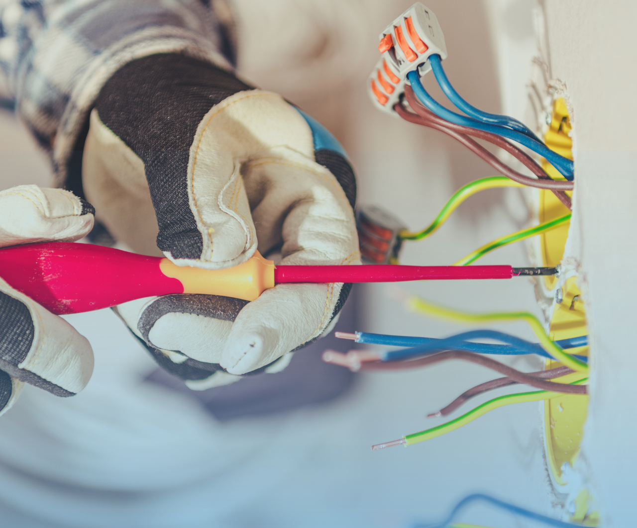 Untitled (2560 x 2124 px) TECNICO INSTALLATORE